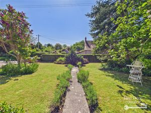 Front Garden- click for photo gallery